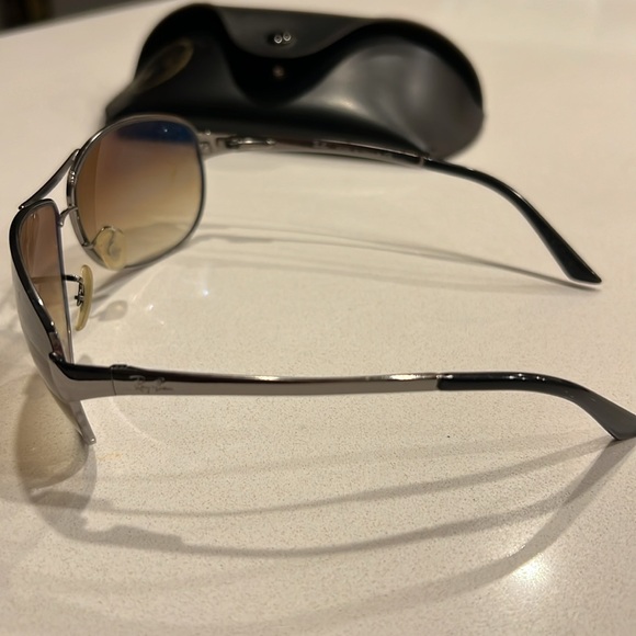 Rayban Men’s Sunglasses - Picture 9 of 10